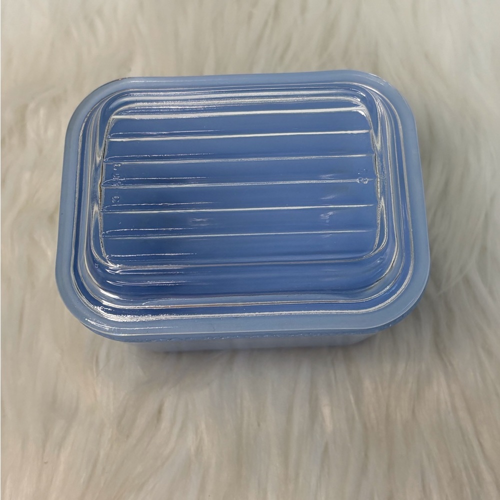 Antique Delphine Blue Glass Pyrex Container - Picture 2 of 6